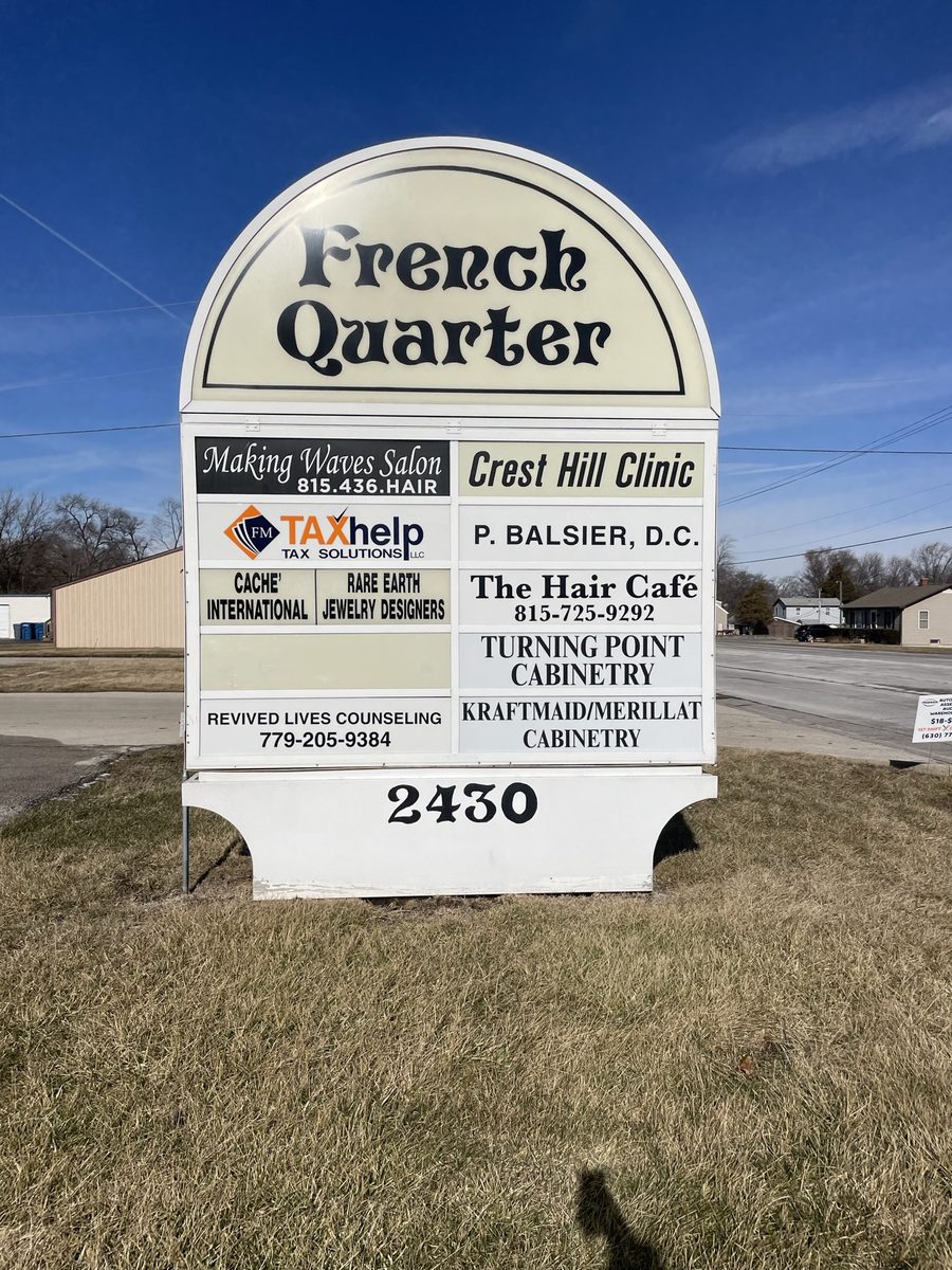 Crest Hill Clinic directory sign at 2430 Plainfield Rd